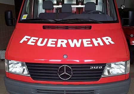 Mercedes-Benz Sprinter 312 D 903.461