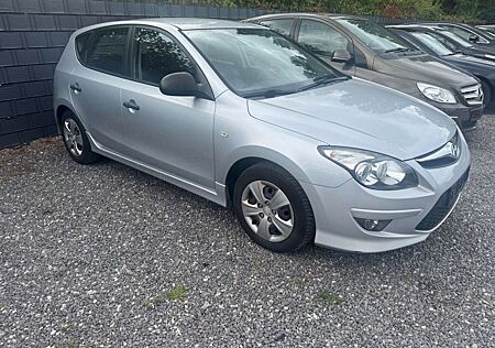 Hyundai i30 Edition+ Klima Allwetterreifen