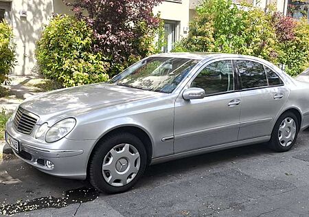 Mercedes-Benz E 320 T Elegance
