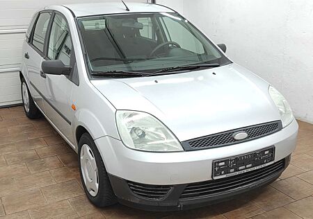 Ford Fiesta 1.3 KLIMA ALLWETTER EURO-4 SERVO RADIO-CD 2-HAND