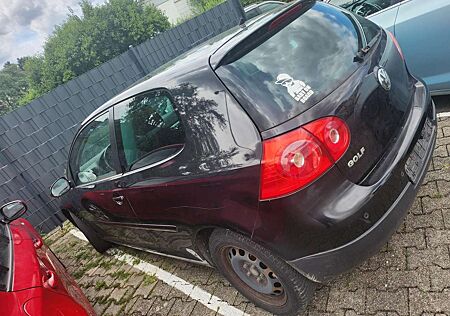 VW Golf Volkswagen V 3-Türer 1.4 Günstig abzugeben