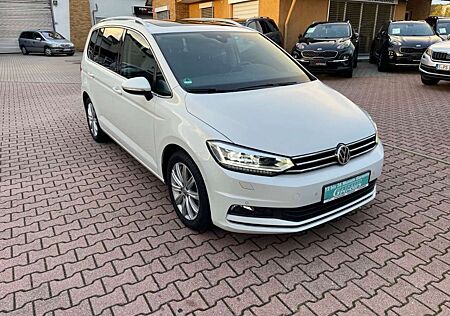 VW Touran Volkswagen Highline BMT/Start-Stopp