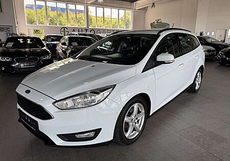 Ford Focus Turnier Business*Navi*SItzheizung*Tempomat