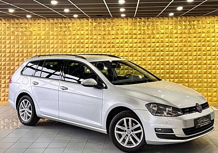 VW Golf Volkswagen 7 Comfortline*20TDI*BMT*NAVI*KAMERA*PDC*SHZ
