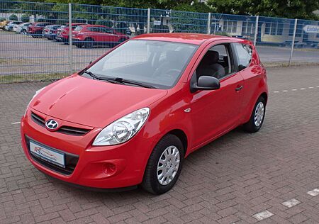 Hyundai i20 FIFA WM Edition, Service Neu !
