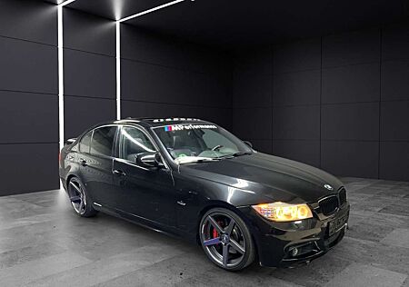 BMW 335 i Lim./M-PAKET/S-DACH/NAV.PROF/Z-PERF/LEDER