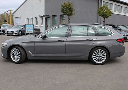 BMW 530 d Tour. Luxury Line+Komfortsitz+HUD+Standh.+LASER+