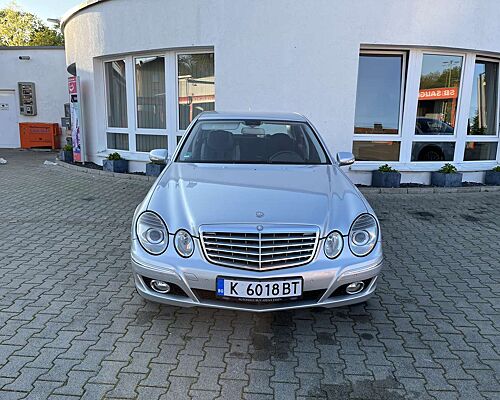 Mercedes-Benz E 200 Elagance Kompressor Limousine Facelift Automatik