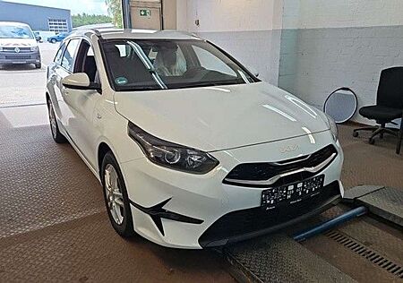 Kia XCeed Ceed SW / cee'd SW cee'd SportsW*Diesel*Autom*Navi*Kamera*Tempo*TOP