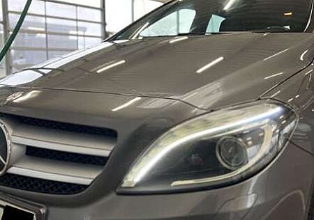 Mercedes-Benz B 180 (BlueEFFICIENCY)