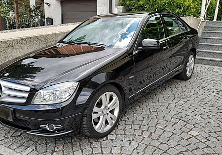Mercedes-Benz C 180 CGI Automatik BlueEFFICIENCY