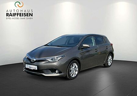 Toyota Auris Life Automatik
