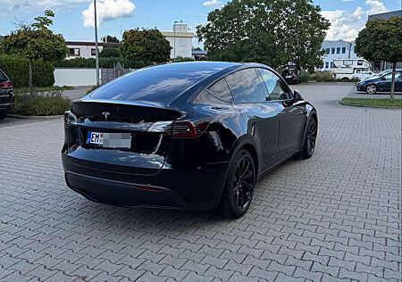 Tesla Model Y Performance Dual Motor AWD AHK