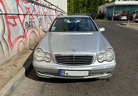 Mercedes-Benz C 180 T Avantgarde