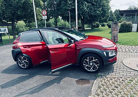 Hyundai Kona 1.6 GDI DCT Style 8xReifen 2Jahre granti