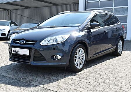 Ford Focus Turnier 2.0 TDCI Aut. Titanium *R.Kamera*