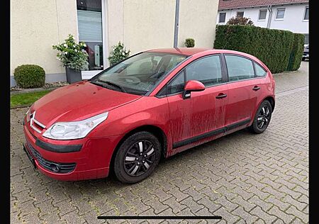 Citroën C4 Citroen 1.4 16V Advance