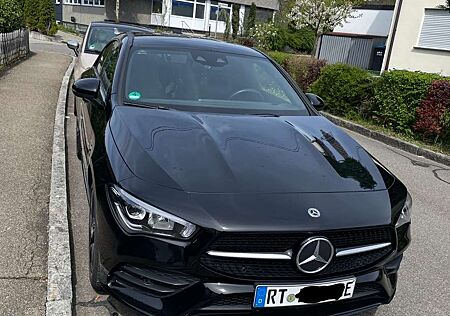 Mercedes-Benz CLA 250 e Pano, AMG, Navi