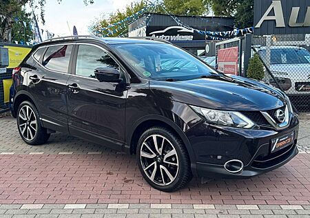 Nissan Qashqai Tekna Aut.*Leder*Navi*360°Kam*Pano*PDC*