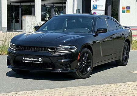 Dodge Charger 3,6 V6 SXT *SHZ*Leder.*Navi*4x4*Glasdach*