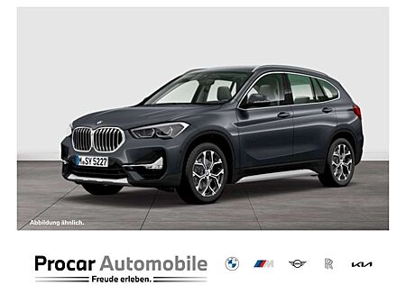 BMW X1 sDrive20i xLine Navi DA+ LED PA ACC Sportsitz