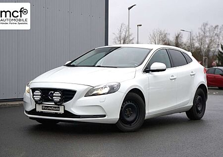 Volvo V40 2.0D Momentum *XENON*PDC*NAVI*