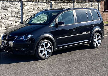 VW Cross Touran Volkswagen Touran 2.0 TDI DPF DSG Cross