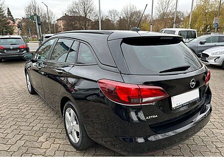 Opel Astra Sports Tourer Diesel - Automatik