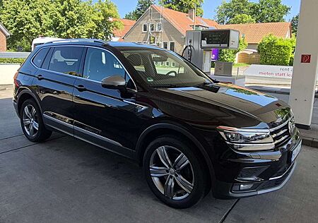 VW Tiguan Allspace Volkswagen Highline 4Motion Business LED AHK Motor NEU!