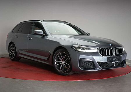 BMW 520 d Touring Navi/Leder/ACC/Kamera/Virtual/Pano