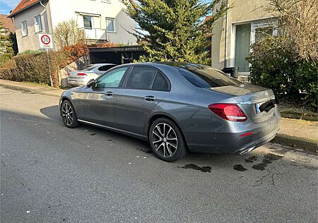 Mercedes-Benz E 220 d (213.004)