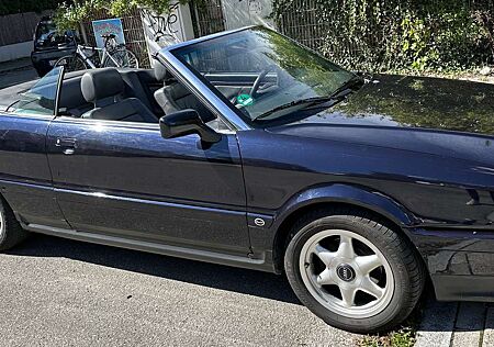 Audi Cabriolet 2.6 Akoya