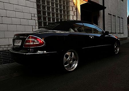 Mercedes-Benz CLK 200 CLK-Klasse Cabrio Cabrio Kompressor Avantgarde