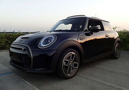 Mini Cooper SE SE Resolute Ed. Premium Plus UPE 44.420 €
