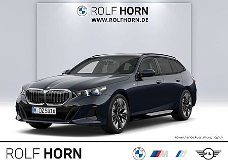 BMW 520 i Touring M Sportpaket Pano Standhzg. AHK HUD