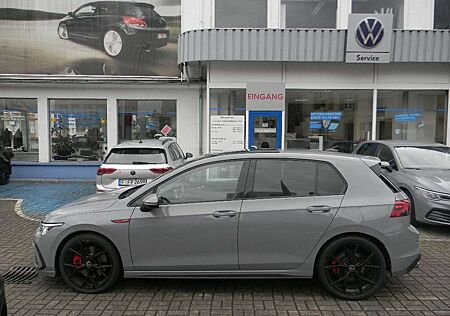 VW Golf Volkswagen VIII Lim. GTI 2,0 TSI DSG PANO,KAMERA