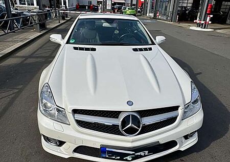 Mercedes-Benz SL 300 7G-TRONIC