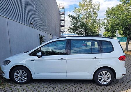 VW Touran Volkswagen 2.0 TDI SCR ACTIVE