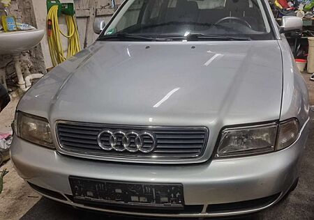 Audi A4 Avant 1.8
