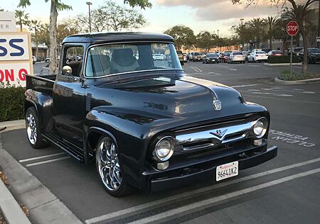 Ford F 100 Pickup