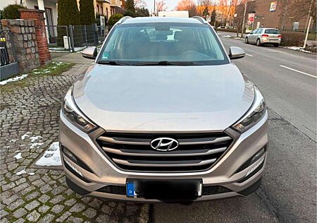 Hyundai Tucson blue 1.6 GDi 2WD Classic
