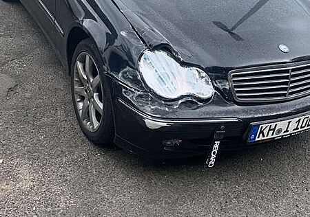 Mercedes-Benz C 240 T Avantgarde