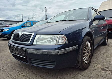 Skoda Octavia Combi Klimaautomatik PDC AHK Sitzheiz.