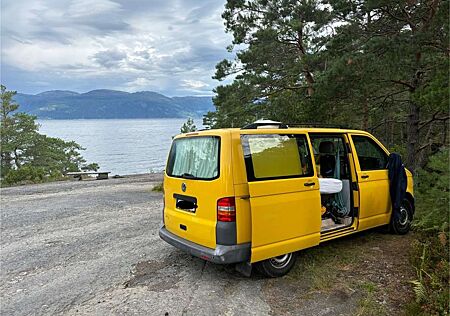 VW T5 Transporter Volkswagen Transporter T5 Service Profi