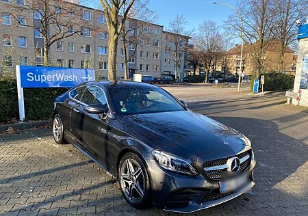 Mercedes-Benz C 200 Coupe AMG Line