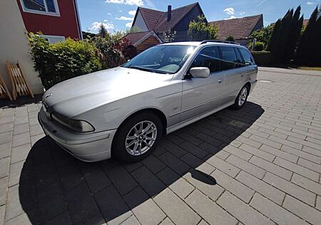 BMW 525i 525 A touring Edition Exclusive