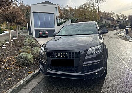 Audi Q7 3.0 TDI Quattro 3xS line StHeiz Leder Pano Aut ACC