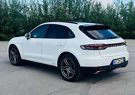 Porsche Macan PDK