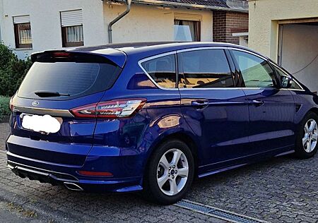 Ford S-Max +2.0+TDCiTitanium