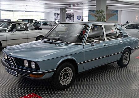 BMW 518